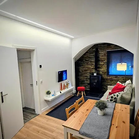 Elevenplace By Louzanplaces *